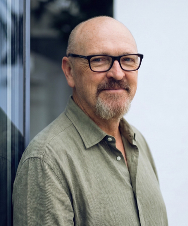 Portrait of Rob Lascelles